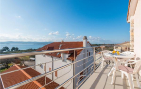 Stunning Apartment In Sveti Filip I Jakov